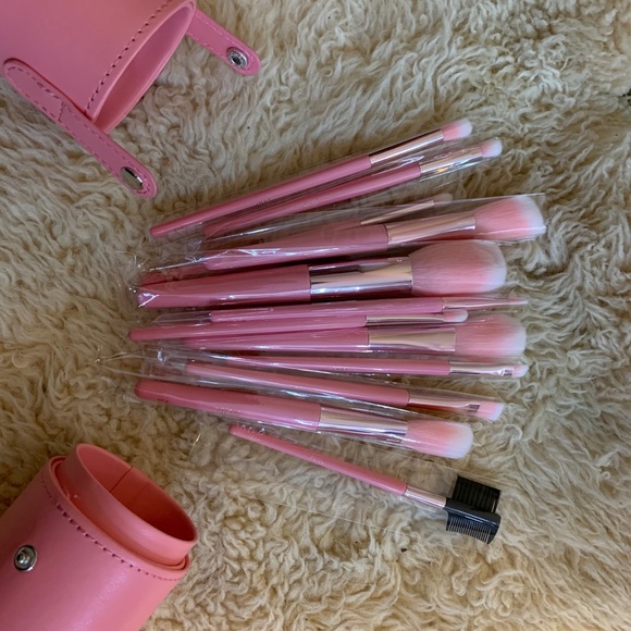 Pur Signature travel essentials - Picture 2 of 3